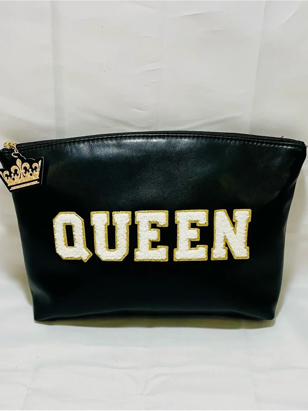 Like Dreams Boutique “Queen Clutch Glam Bag”, NWOT
